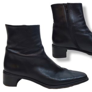 VTG 90s Stuart Weitzman Black Leather Boots 9 Womens Block Heal Square Toe